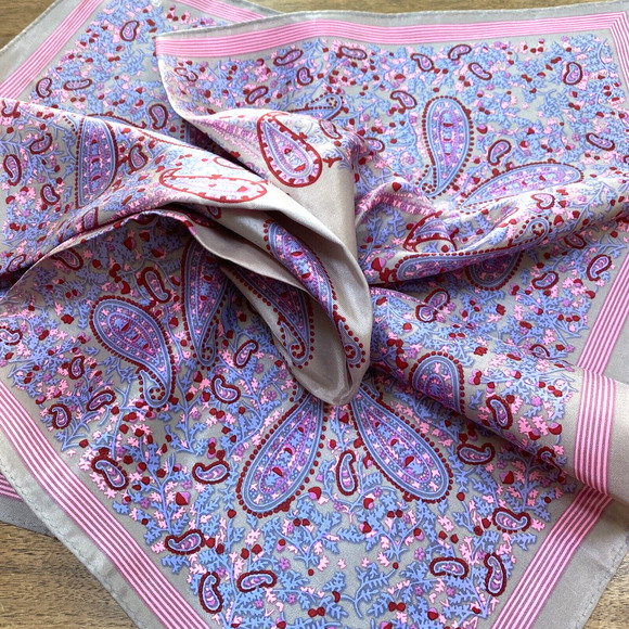Vintage Scarf Silky Gray Pink Blue Bandana Square Acetate Paisley Print Neck Tie - Picture 5 of 7